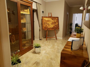 Art Gallery Apartments Tirana 1